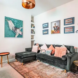 gorgeous-and-central-flat.brighton-hotels-england.com/